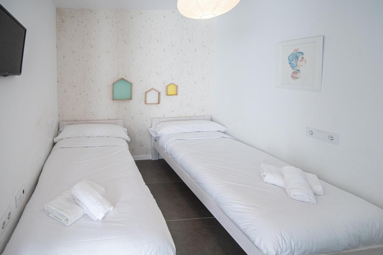 Apartamento Los Claveles - La Caleta Apartment Cadiz Exterior photo